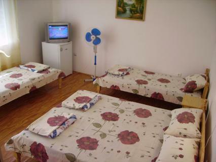 Guest House "Tania" Achtopol Exteriör bild